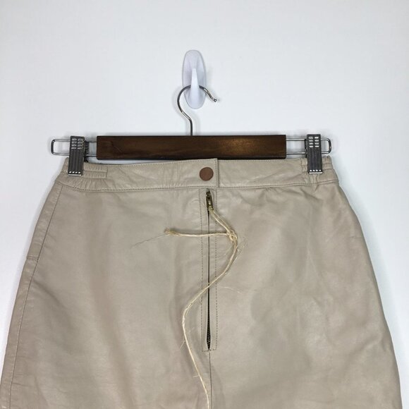 G. de V. Tan leather skirt 32 - Picture 4 of 7